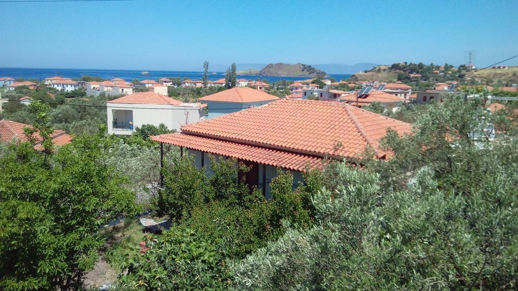 Anessis Cosmos Aparthotel Anaxos Bagian luar foto