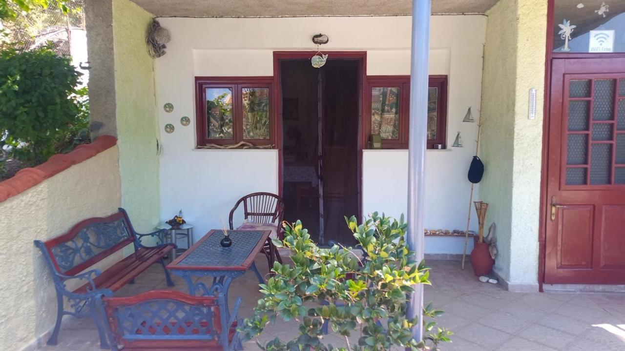 Anessis Cosmos Aparthotel Anaxos Bagian luar foto
