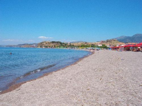 Anessis Cosmos Aparthotel Anaxos Bagian luar foto