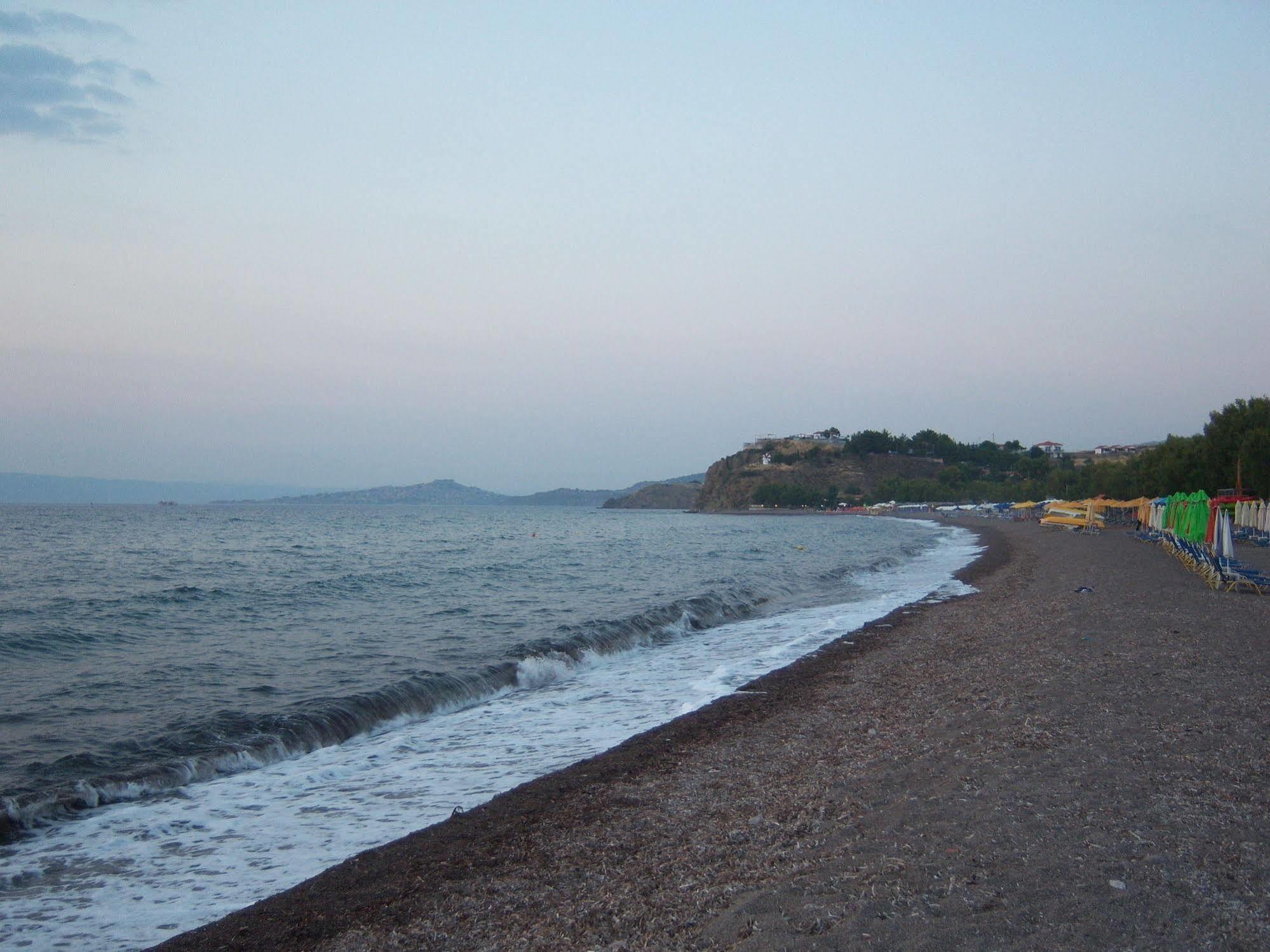 Anessis Cosmos Aparthotel Anaxos Bagian luar foto
